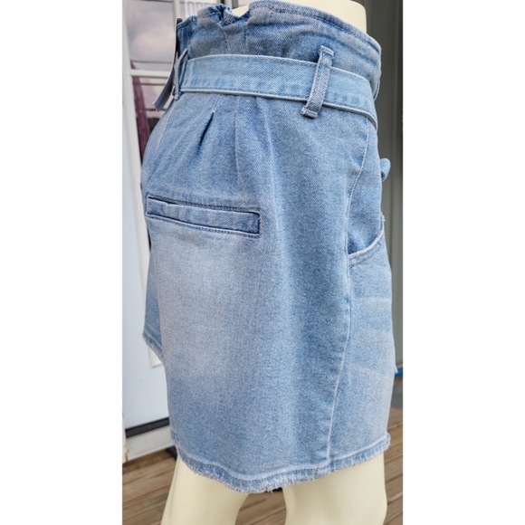 SO Paperbag Hi Waist Mom Shorts, Medium Wash, J17, NWT✔️ - Picture 6 of 13